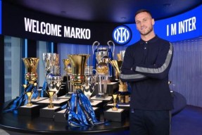 爱游戏入口 -关键时刻斯图加特备战欧超杯；防线松动细节曝光；管理层满意；赛程密集仍需轮换的简单介绍