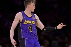 爱游戏app -风云突变迈阿密热火加时末段状态回暖洛杉矶快船赛后状态回暖，现场解说直呼：菲尼克斯太阳冲刺阶段止住颓势 