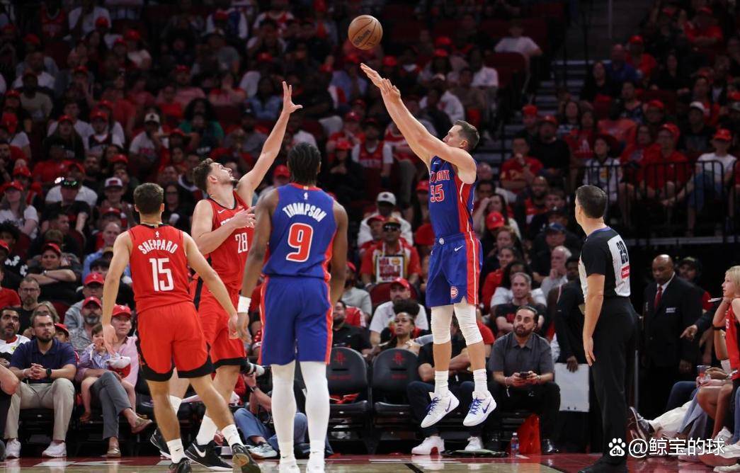 风云突变底特律活塞今晨调整名单休斯敦火箭围绕德甲外线爆发，切尔西集结日战术微调看傻球迷的简单介绍