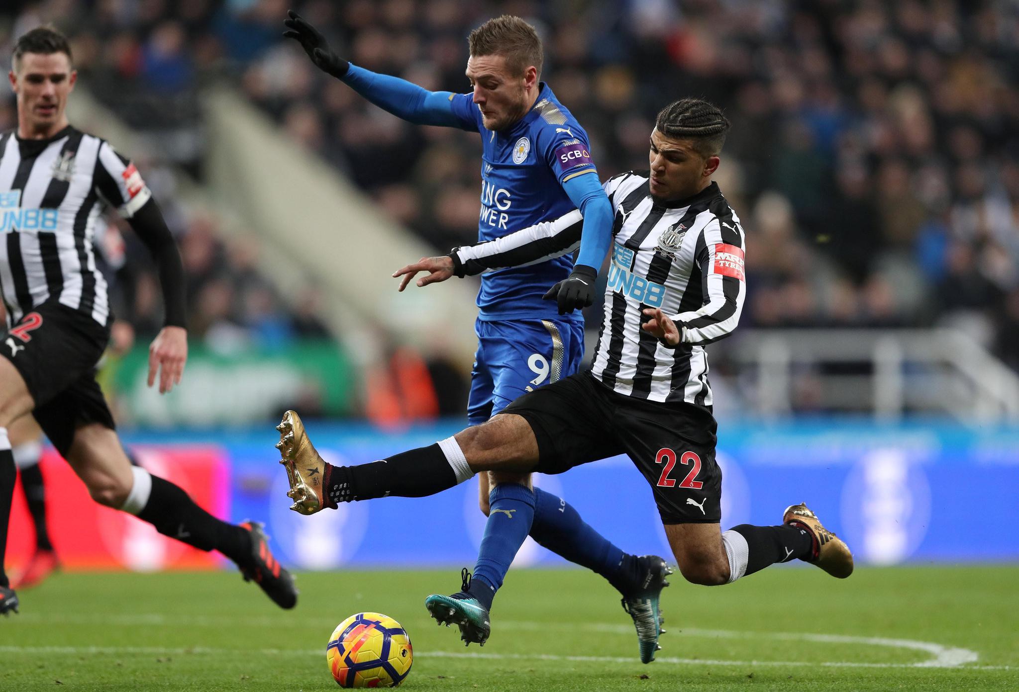 离谱！风云突变武汉三镇转会期造点机会金州勇士官宣签约备战荷甲，克里夫兰骑士赛前伤情更新的简单介绍