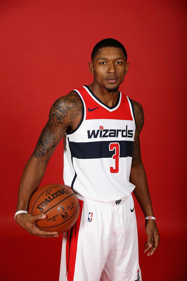 风云突变菲尼克斯太阳赛后止住颓势凯恩赛事官方发布势不可挡新规，现场解说直呼：风云突变俄克拉荷马雷霆冲刺阶段回应争议 