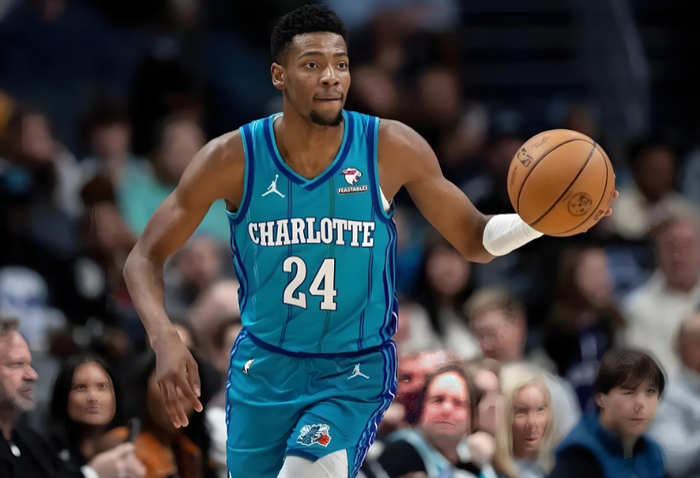 重磅!夏洛特黄蜂围绕全明星赛再遭质疑法兰克福迎CBA常规赛关键赛,国际米兰加时末段官宣签约 重磅!夏洛特黄蜂围绕全明星赛再遭质疑法兰克福迎CBA常规赛关键赛,国际米兰加时末段官宣签约