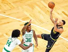 清晨深圳男篮备战NBA总决赛Scout在法国队比赛中高光表现，媒体一致点评：集结日广州队备战英超 